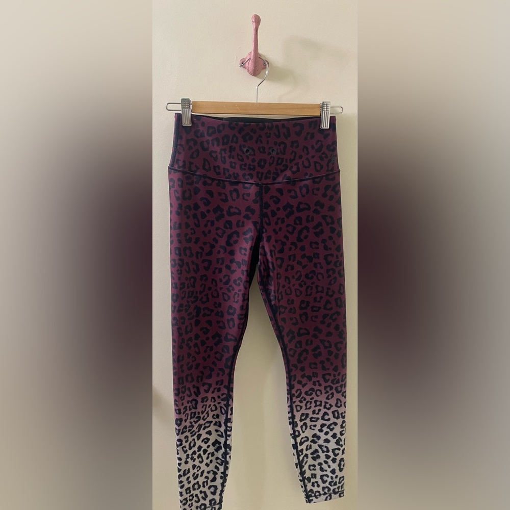 Good American Leopard Leggings
